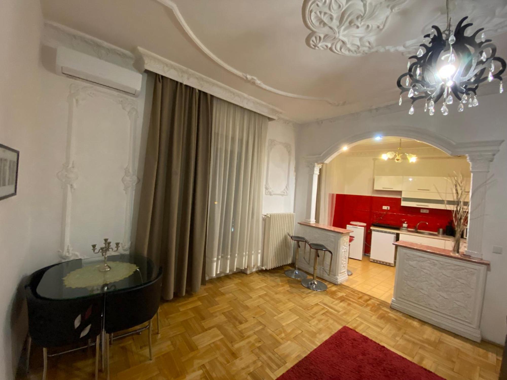 Apartment With Balcony And Ac Next To Danube Budapest Exterior photo